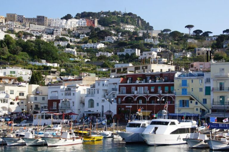 From Rome: Capri Island Private Tour by Lamborghini