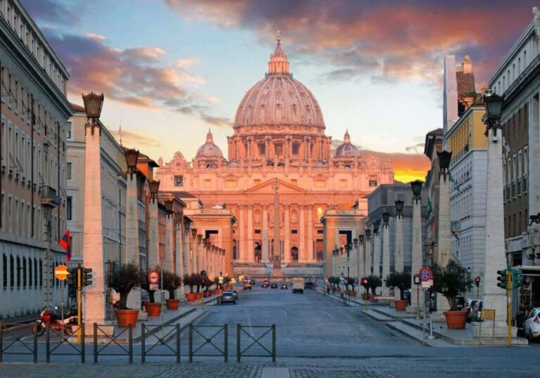 Vatican Museums Sistine Chapel and Basilica Private Tour