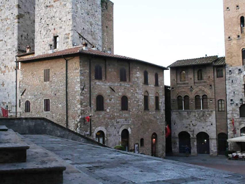 From Livorno: Siena and San Gimignano Guided Day Trip - Explore Atmospheric Back Streets