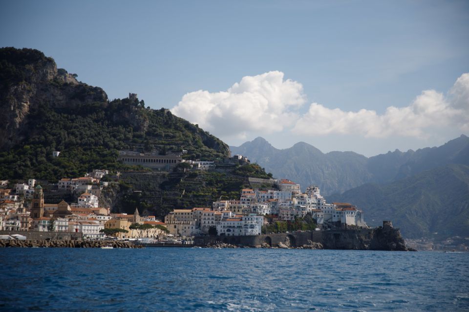 Positano: Amalfi Coast Boat Tour With Fishing Village Visit - Activities and Itinerary