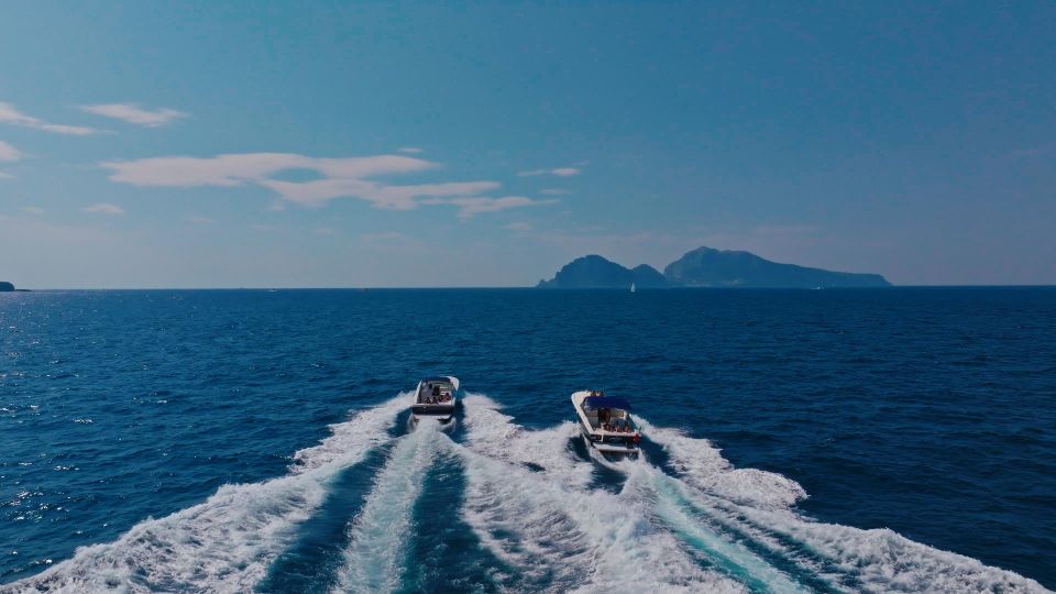 Private Luxury Boat Transfer : From Napoli to Capri - Luxurious Amenities