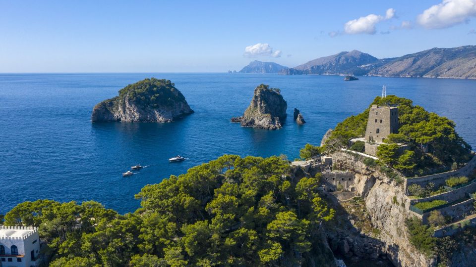 From Sorrento: Positano & Amalfi Private Cruise - Included Amenities and Notes