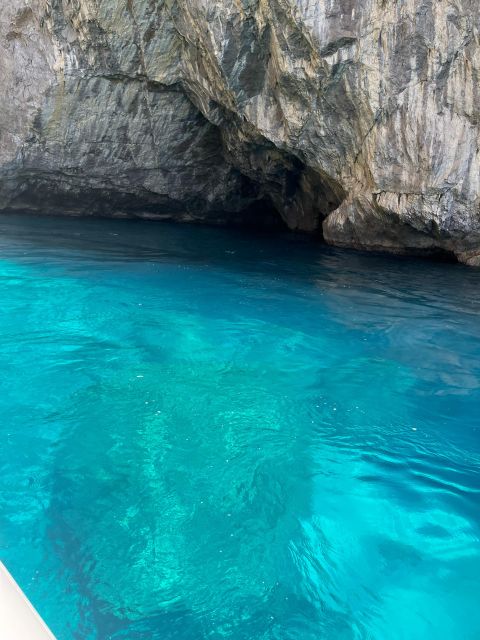 Capri Private Tour by Gozzo Sorrentino - Key Points