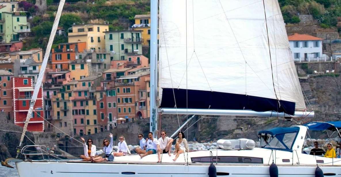 La Spezia: Private Sailboat Tour of Cinque Terre With Lunch - Key Points