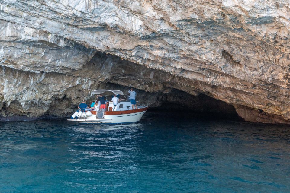 Sorrento: Private Boat Tour of Capri, Ischia, and Procida - Key Points