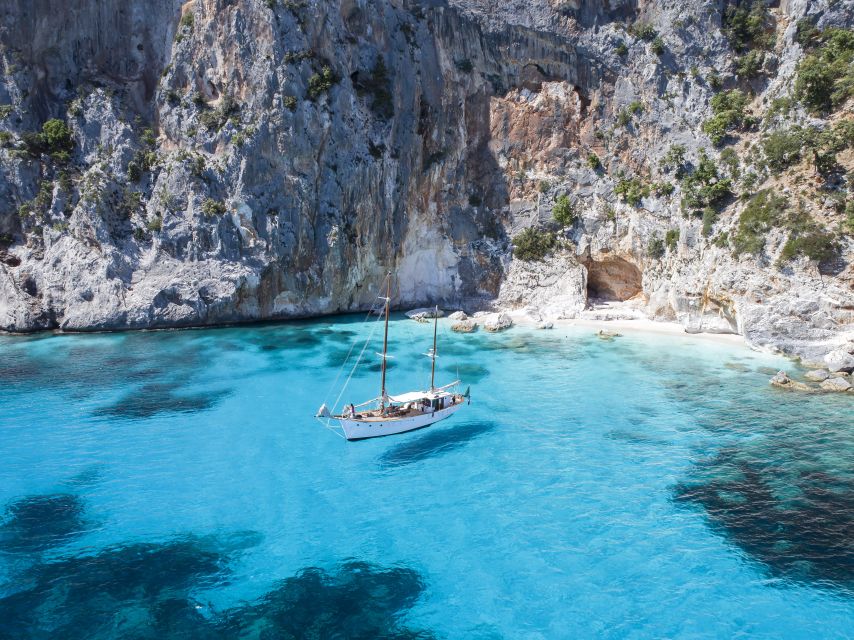 Cala Gonone: Sailing Ship Tour Around the Gulf of Orosei - Aboard the Dovesesto Sailing Ship