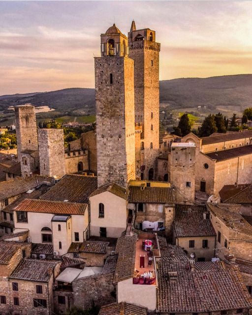 3-Hour Private Dinner in a Medieval Tower in San Gimignano - Private Chef and Musician