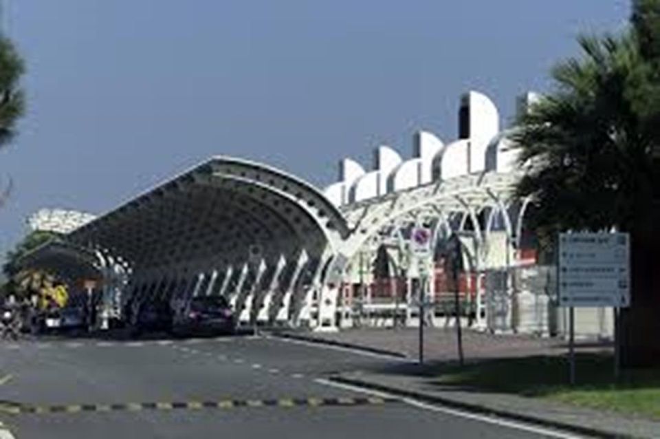 SUV LUXURYTRANSFER FROM AIRPORT MILAN MALPENSA TO COURCHEVEL - Frequently Asked Questions